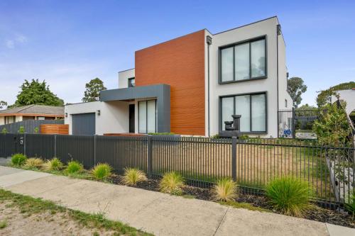 36 Chapel St Glen Waverley 85 1553535171